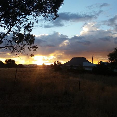Skietberg Lodge Colesberg Bagian luar foto