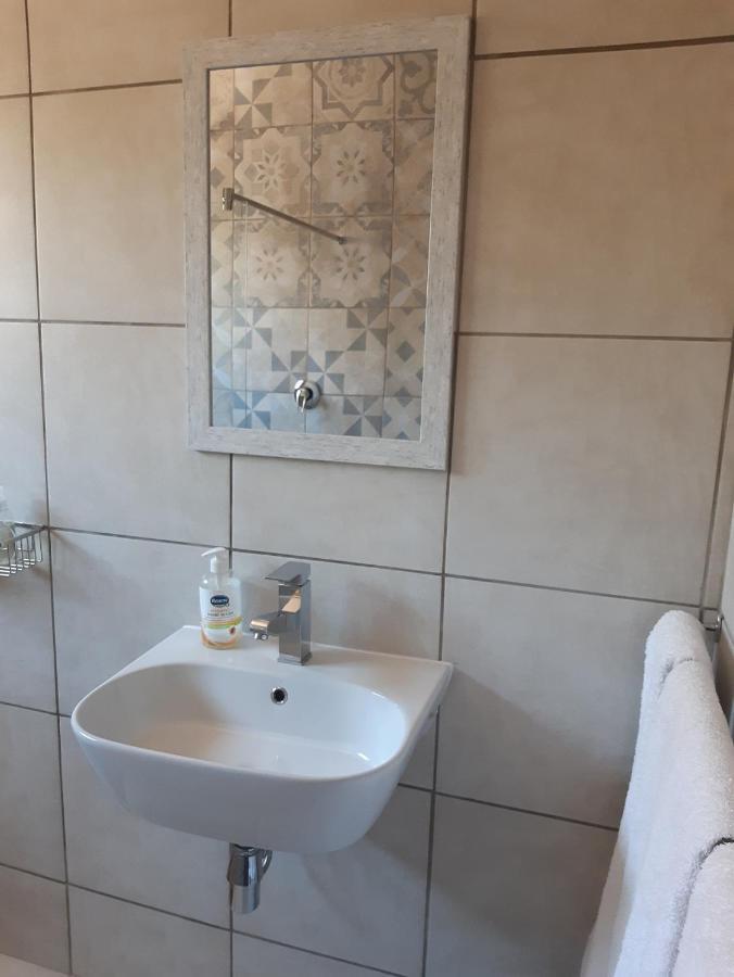 Skietberg Lodge Colesberg Bagian luar foto