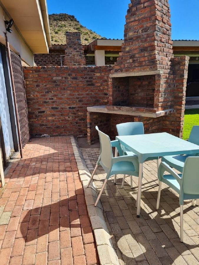 Skietberg Lodge Colesberg Bagian luar foto