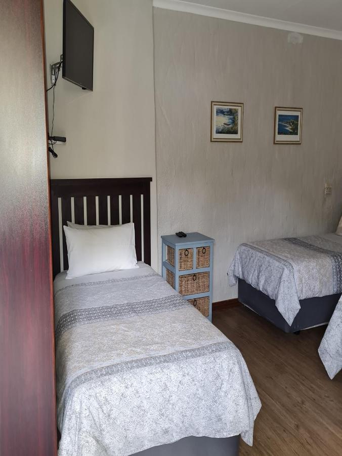 Skietberg Lodge Colesberg Bagian luar foto
