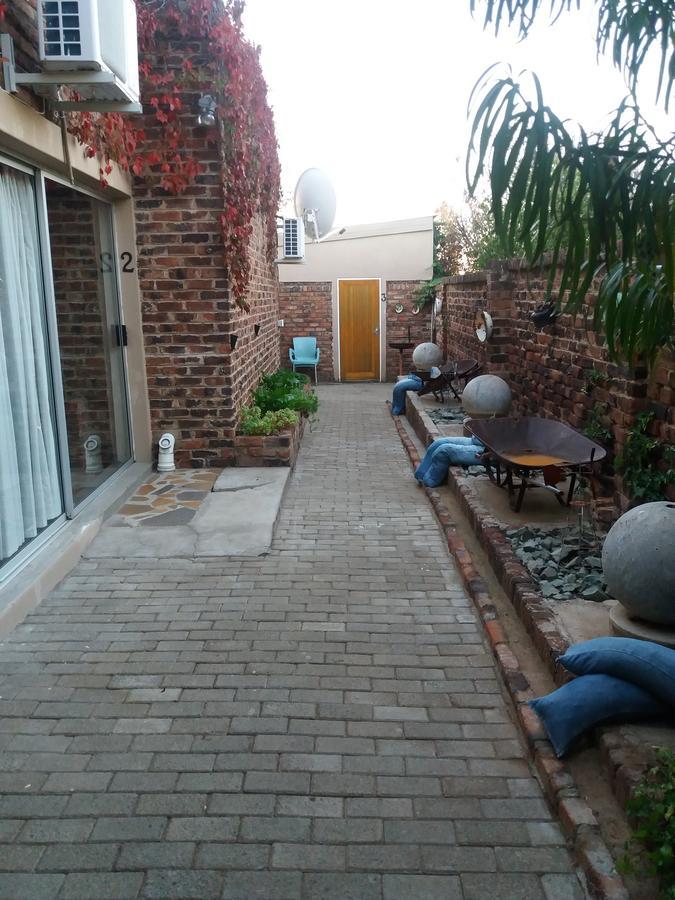 Skietberg Lodge Colesberg Bagian luar foto